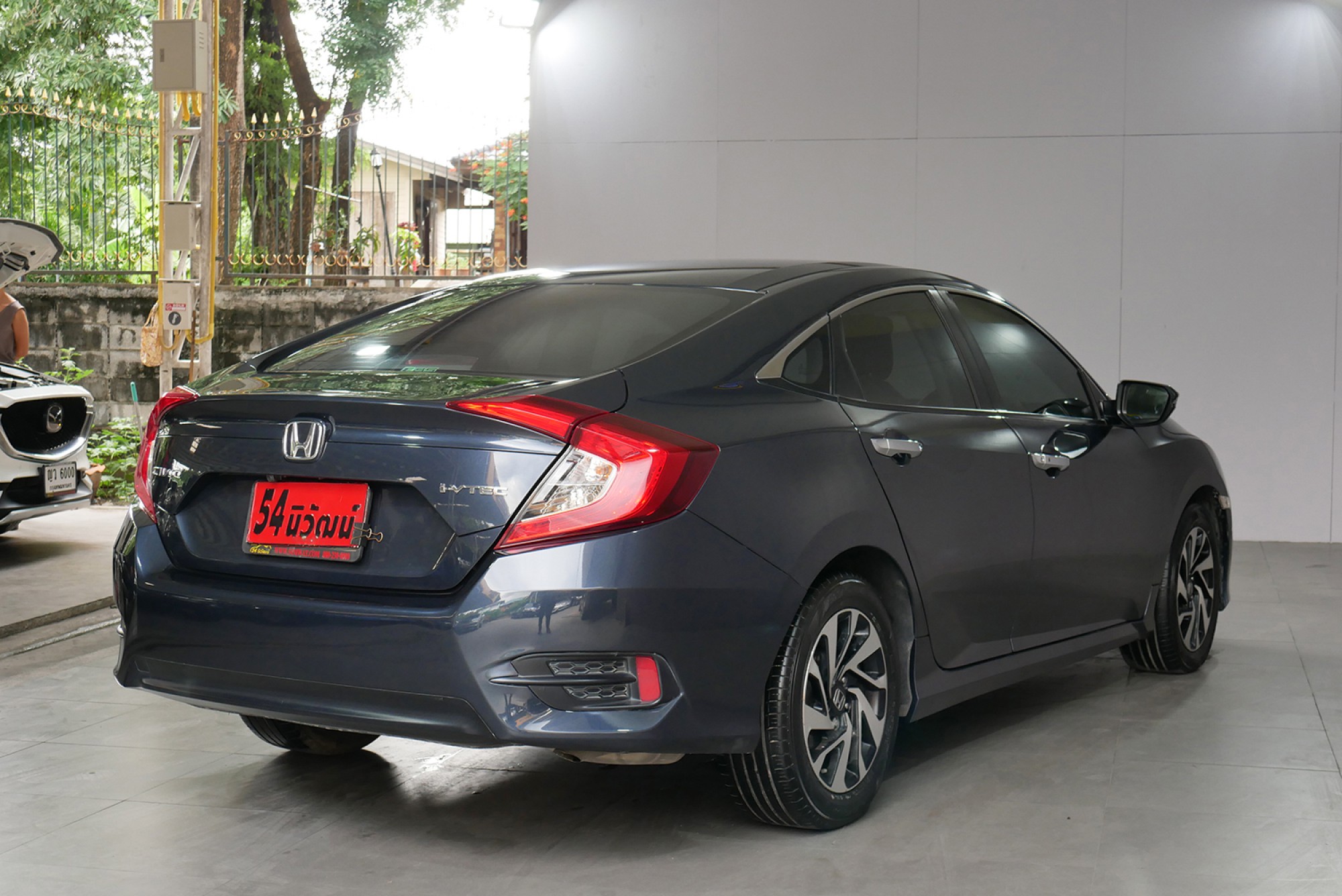 HONDA CIVIC FC 1.8 EL ปี 2016 สีน้ำเงิน (รูปที่ 16)