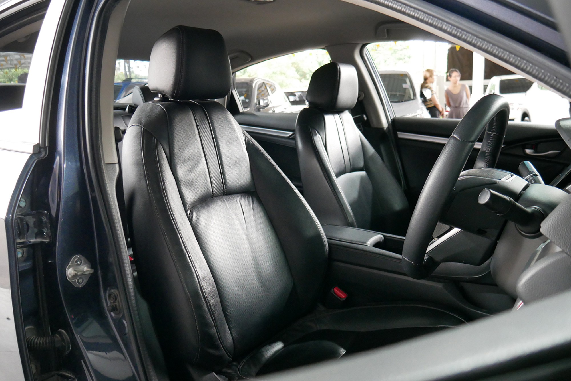 HONDA CIVIC FC 1.8 EL ปี 2016 สีน้ำเงิน (รูปที่ 7)