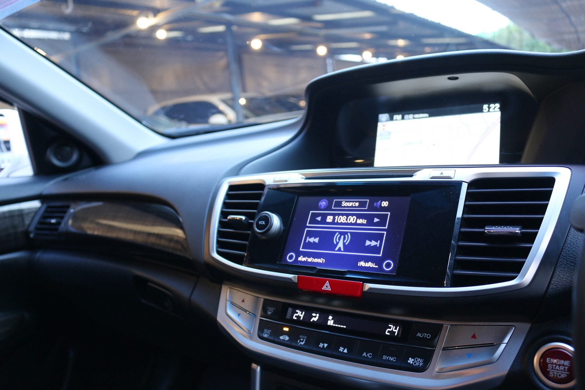 Honda Accord Gen 9 ปี 2014 สีขาว (รูปที่ 18)