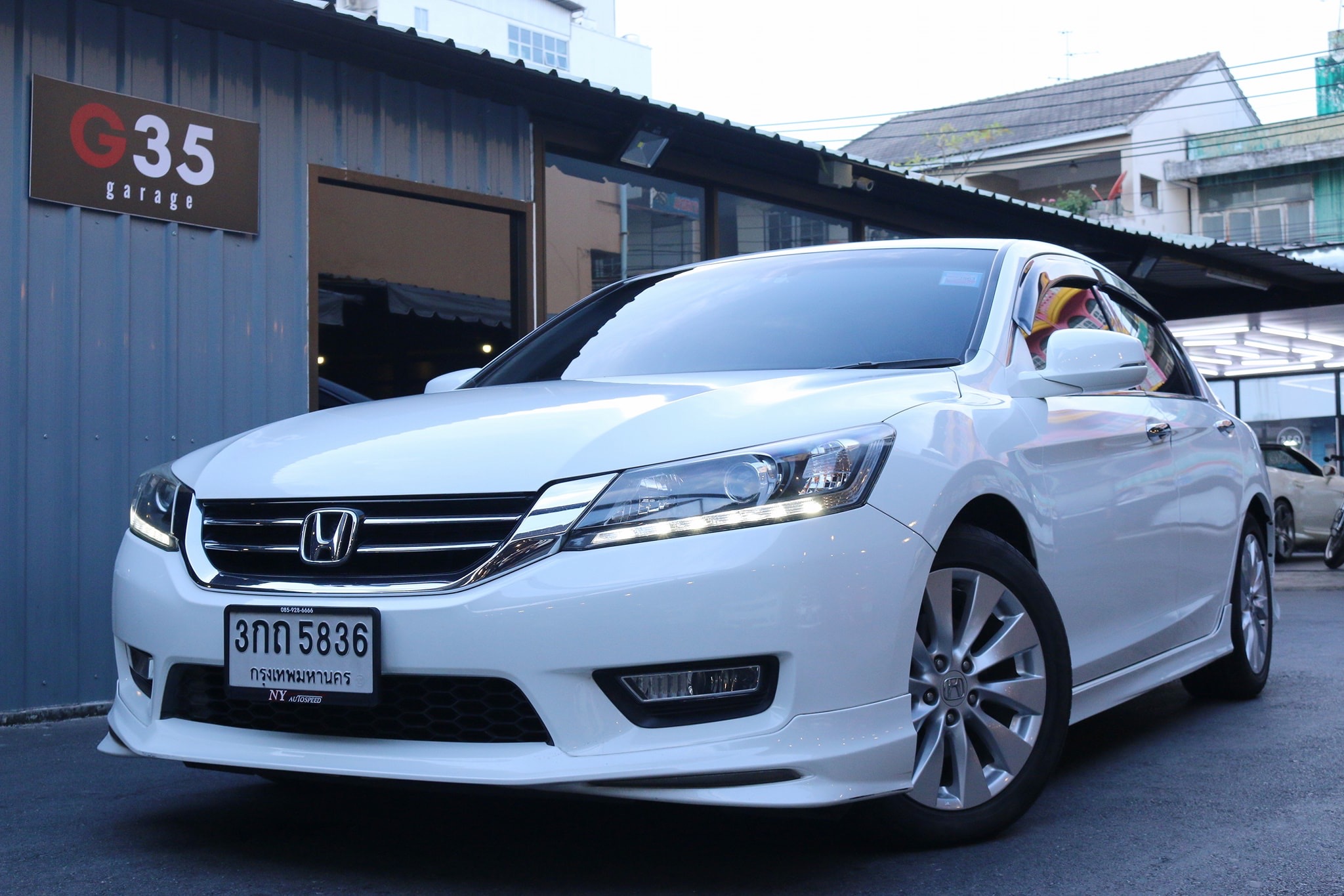 Honda Accord Gen 9 ปี 2014 สีขาว
