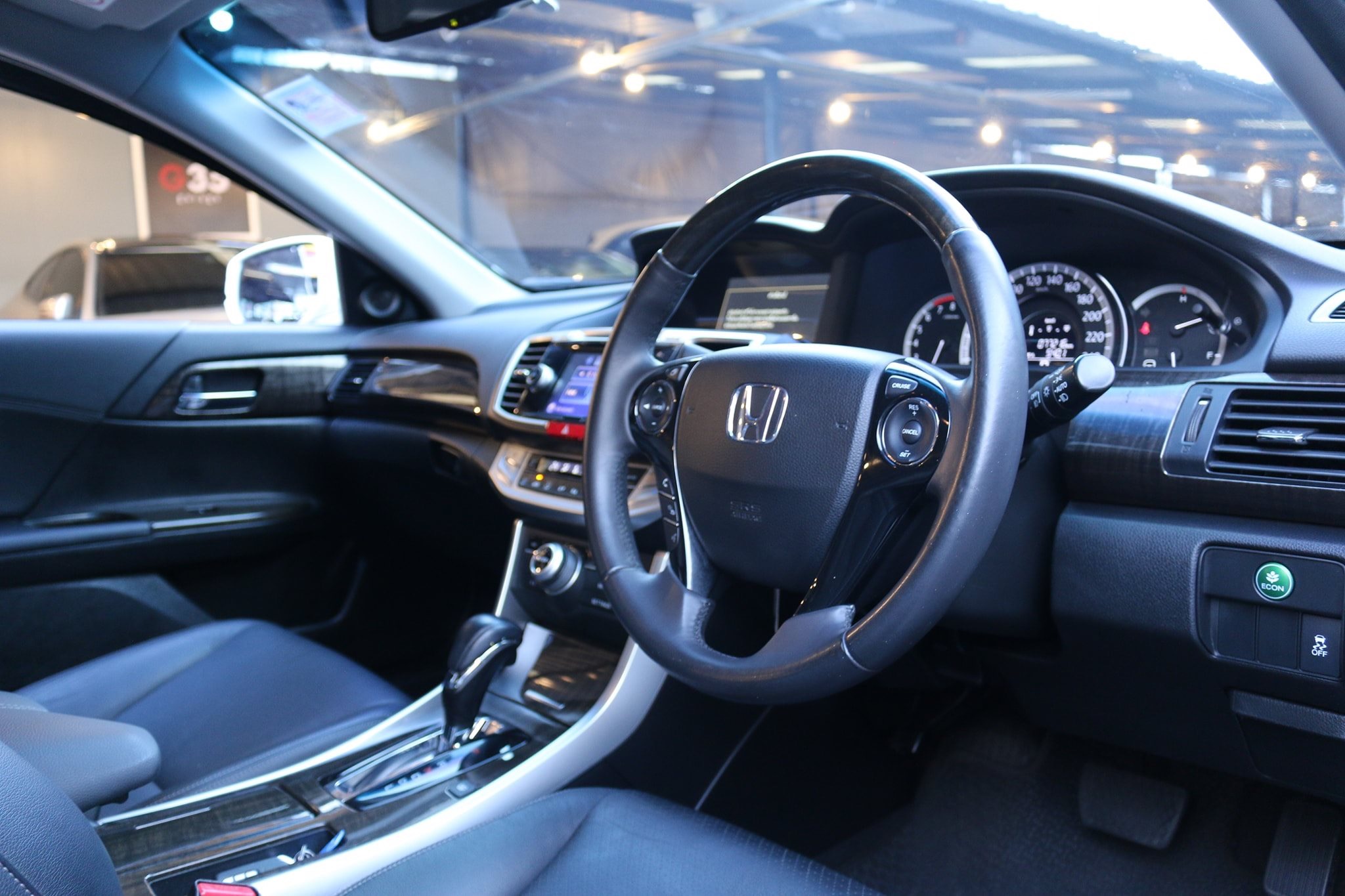 Honda Accord Gen 9 ปี 2014 สีขาว