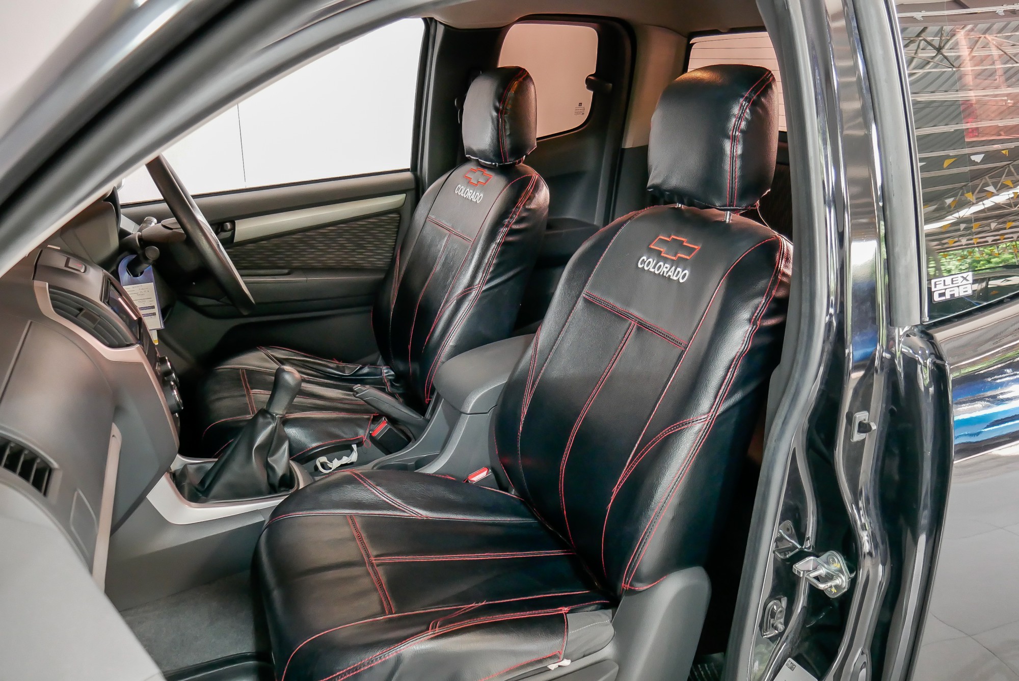 Chevrolet Colorado Gen2 ปี 2014 สีดำ (รูปที่ 9)