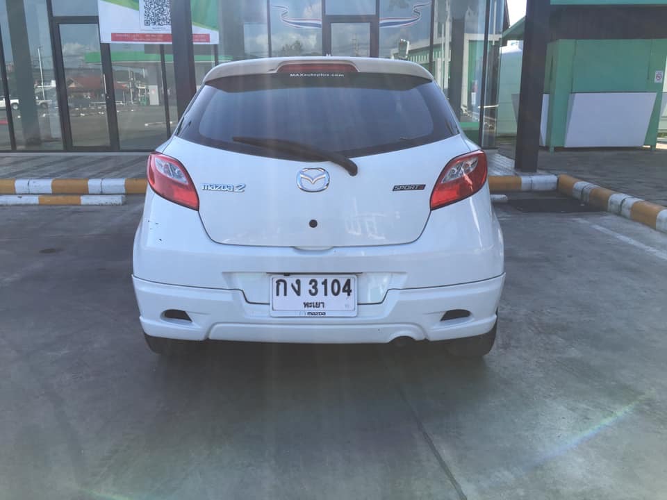 Mazda 2 Sports (5 ประตู) ปี 2012 สีขาว (รูปที่ 4)