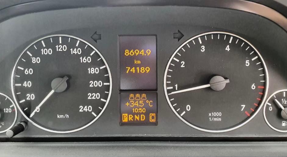 Mercedes-Benz A-Class W169 A170 ปี 2007 สีดำ (รูปที่ 7)