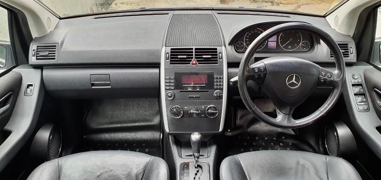 Mercedes-Benz A-Class W169 A170 ปี 2007 สีดำ (รูปที่ 8)