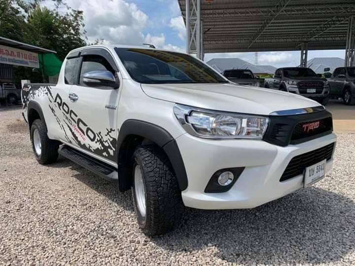 Toyota Hilux Revo Prerunner (Cab) ปี 2015 สีขาว (รูปที่ 4)