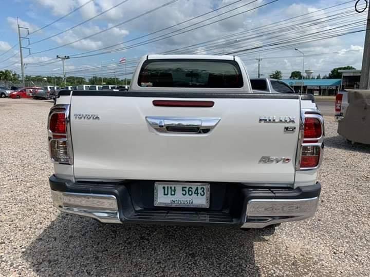 Toyota Hilux Revo Prerunner (Cab) ปี 2015 สีขาว (รูปที่ 11)