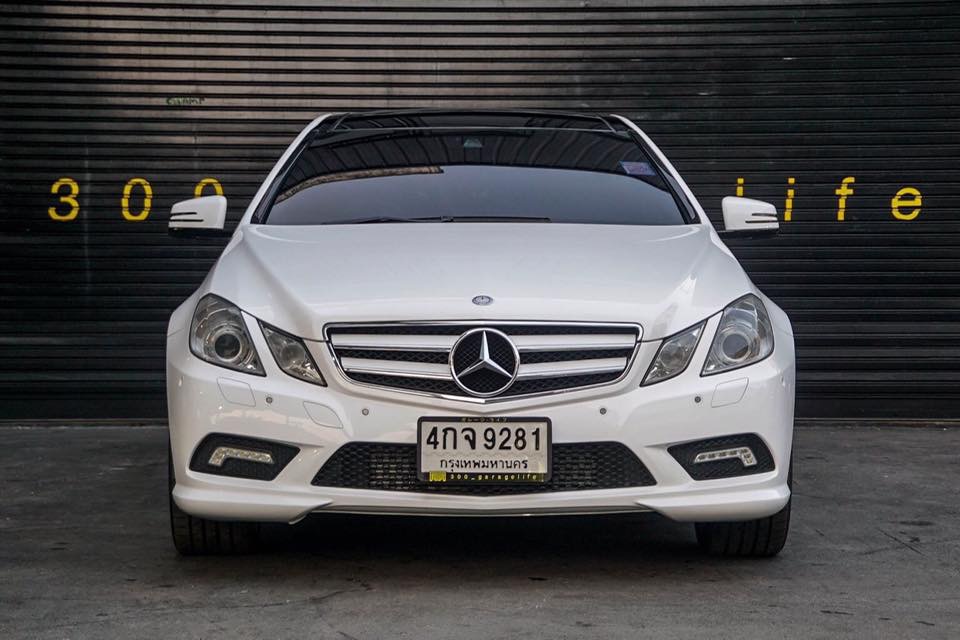 Mercedes-Benz E-Class C207 E250 ปี 2011 สีขาว (รูปที่ 3)