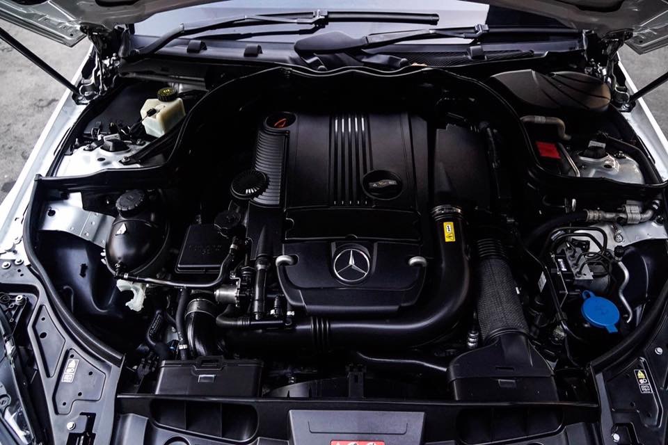 Mercedes-Benz E-Class C207 E250 ปี 2011 สีขาว (รูปที่ 17)