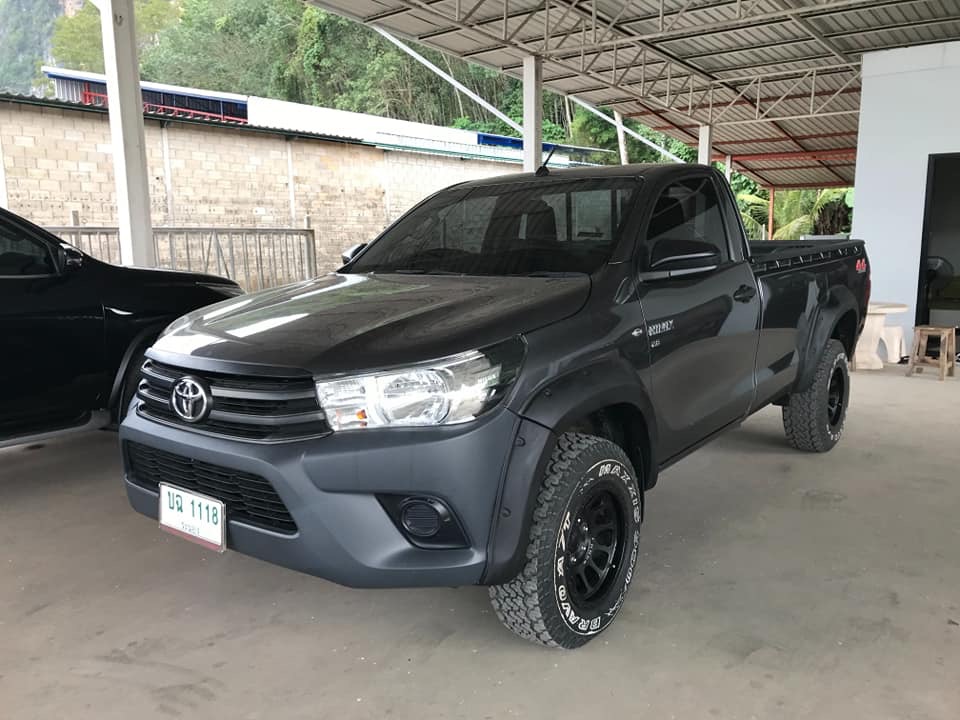 Toyota Hilux Revo ตอนเดียว ปี 2016 สีดำ