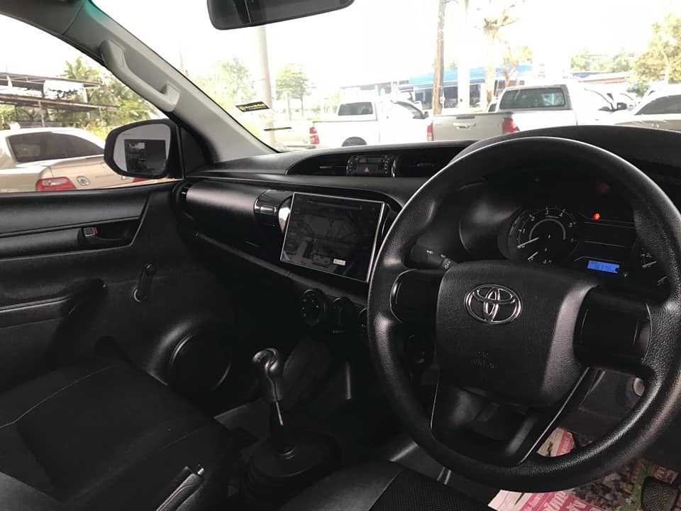 Toyota Hilux Revo ตอนเดียว ปี 2016 สีดำ