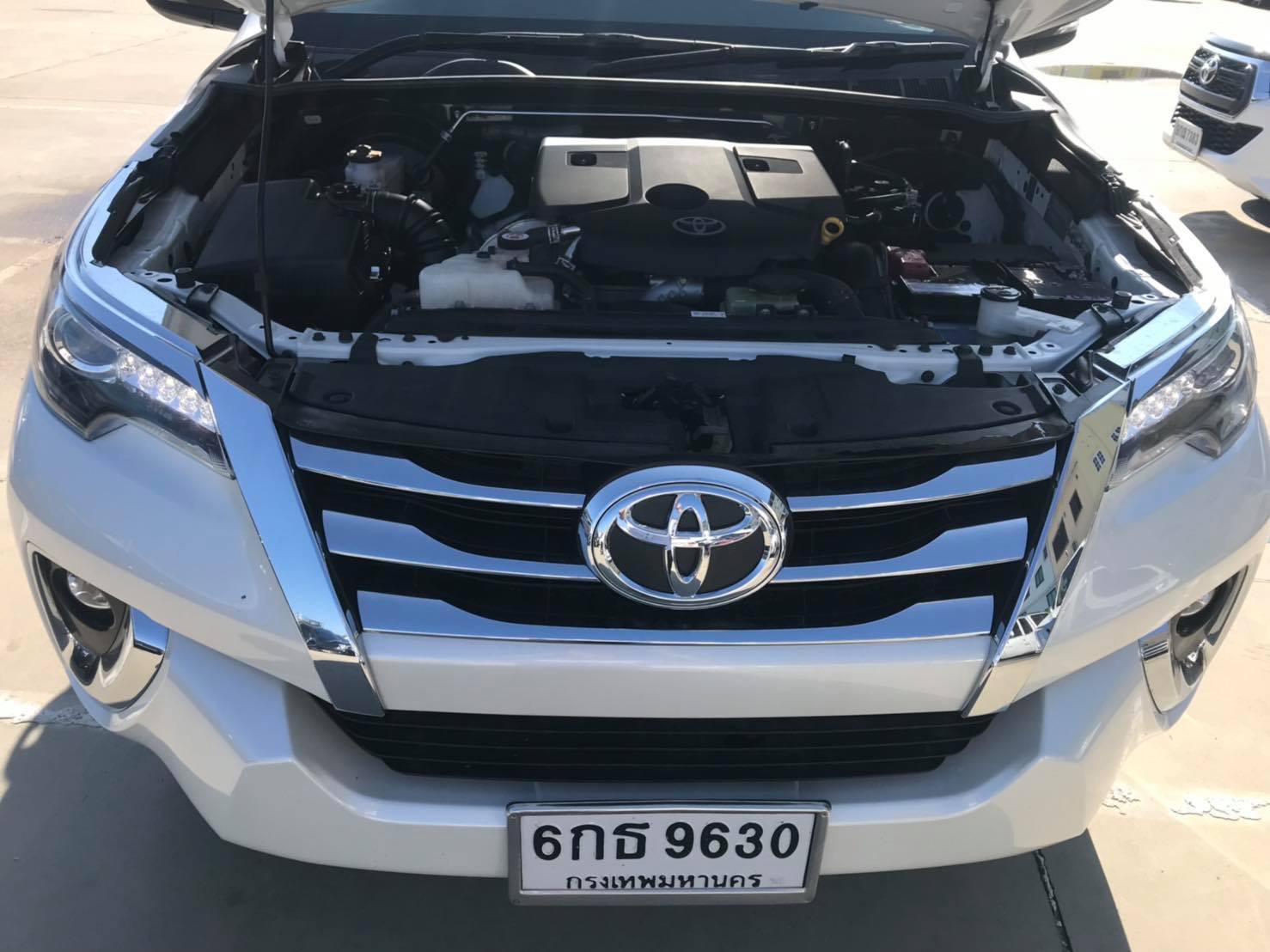 Toyota Fortuner GEN 2 ปี 2017 สีขาว (รูปที่ 16)
