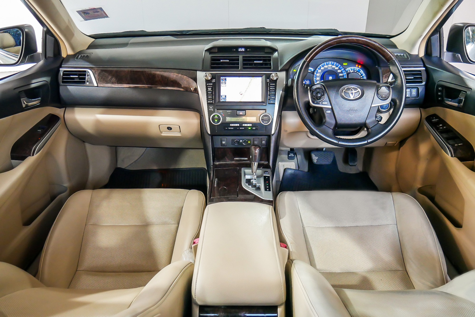 TOYOTA CAMRY 2.5 HV NAVI MINOR CHANGE ปี 2013 สีเทา (รูปที่ 5)