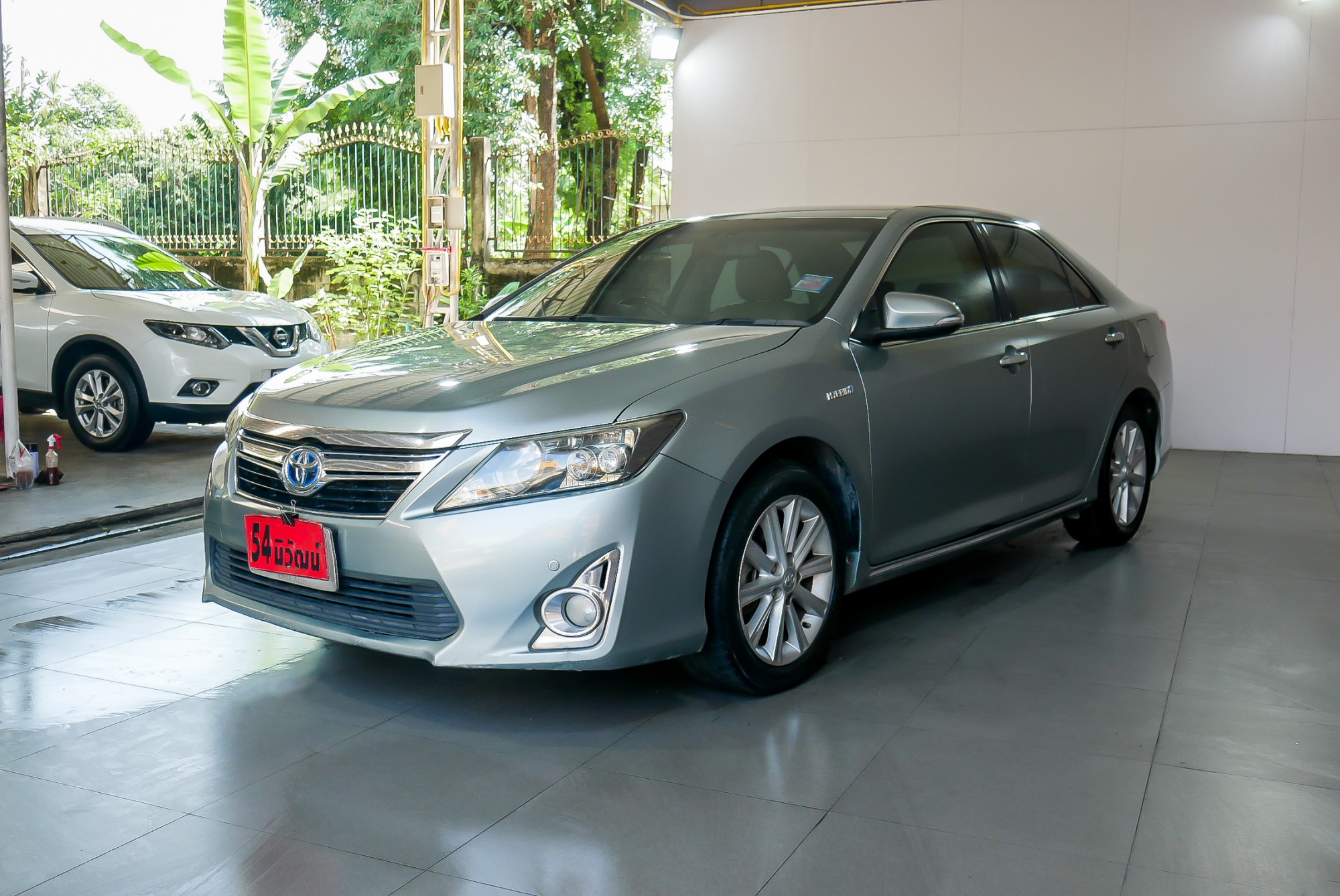 TOYOTA CAMRY 2.5 HV NAVI MINOR CHANGE ปี 2013 สีเทา