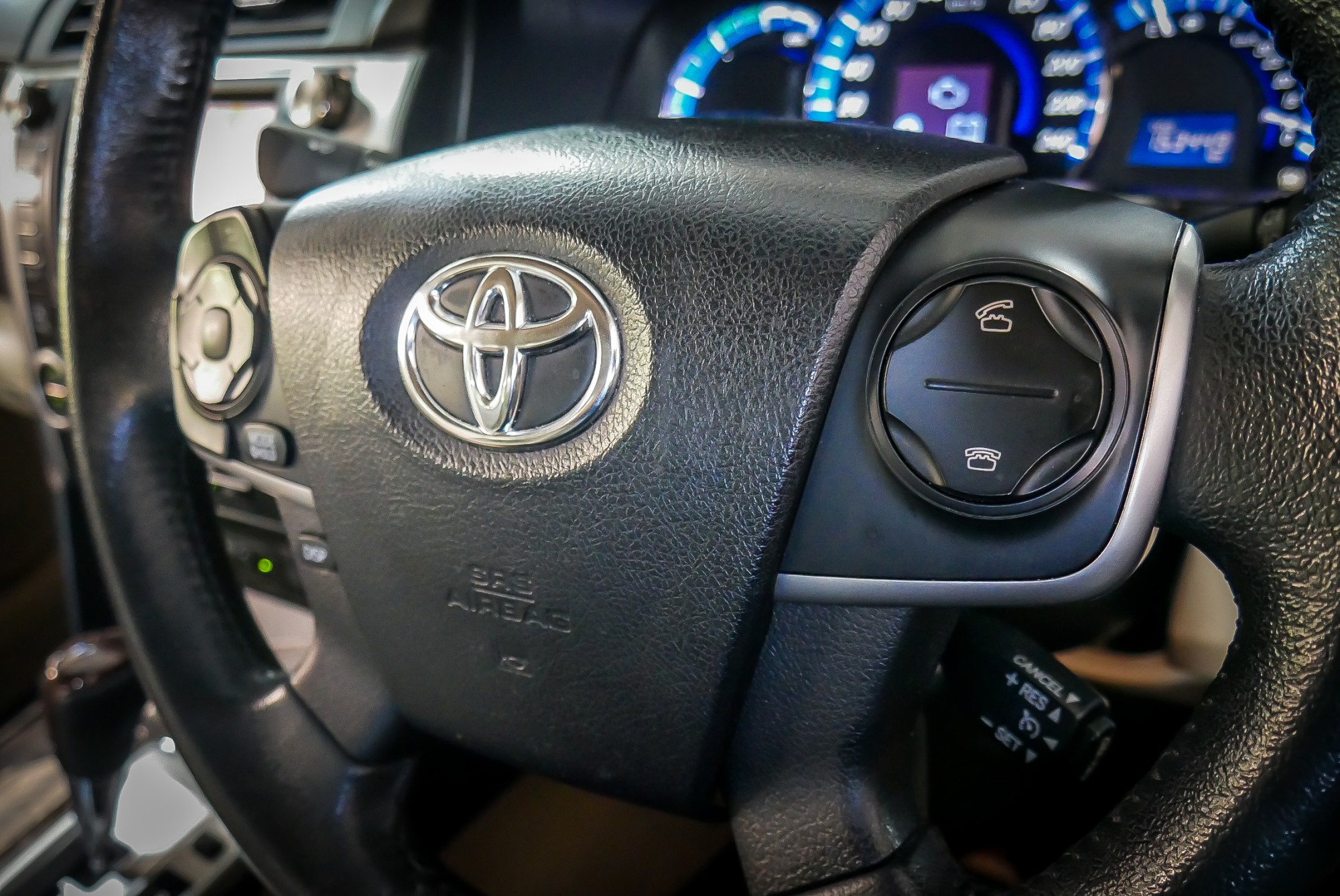 TOYOTA CAMRY 2.5 HV NAVI MINOR CHANGE ปี 2013 สีเทา (รูปที่ 12)