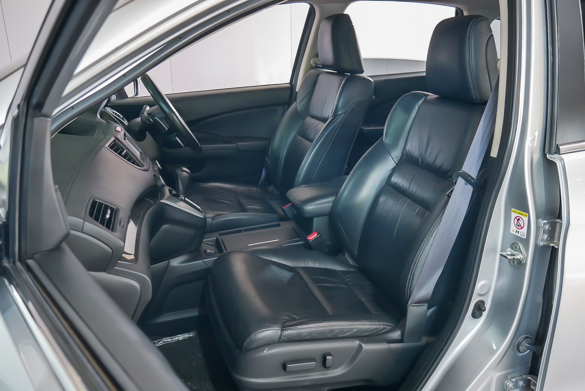 HONDA CR-V G4 2.4 EL NAVI 4WD. ปี 2013 สีเงิน (รูปที่ 8)
