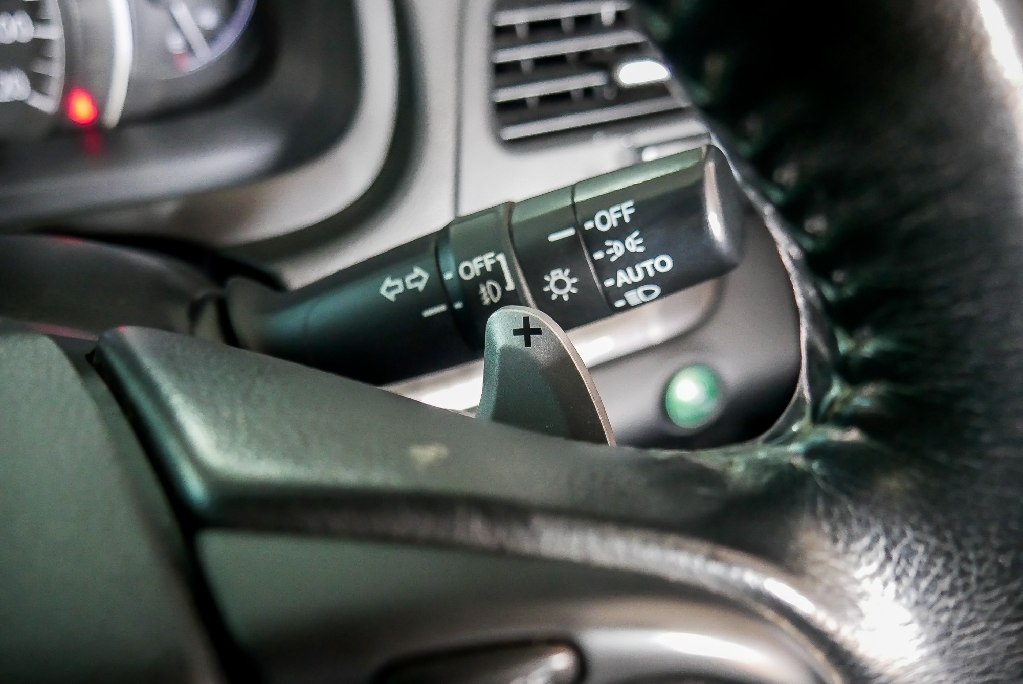 HONDA CR-V G4 2.4 EL NAVI 4WD. ปี 2013 สีเงิน (รูปที่ 9)