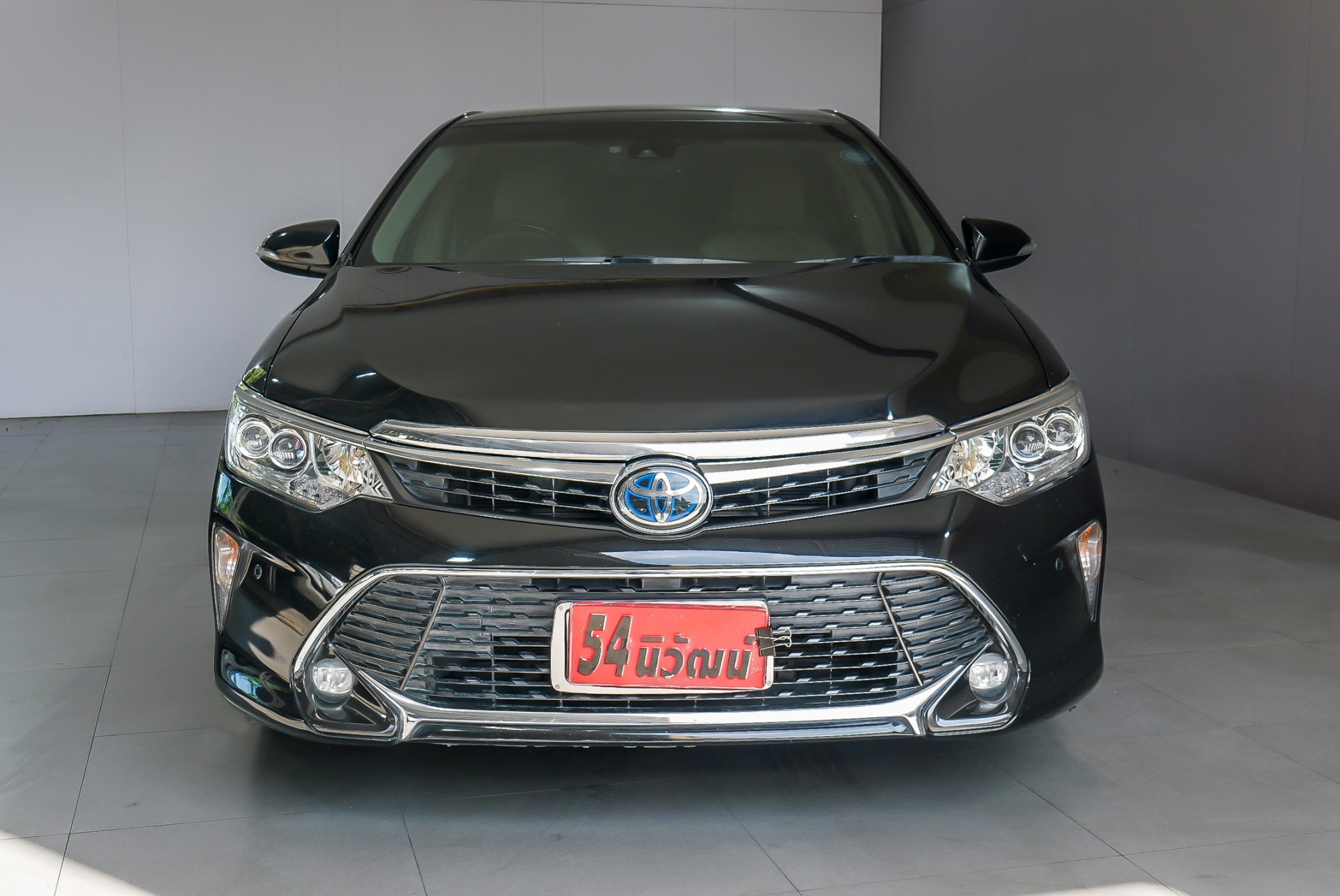 TOYOTA CAMRY 2.5 HV PREMIUM AT ปี 2016 สีดำ (รูปที่ 2)