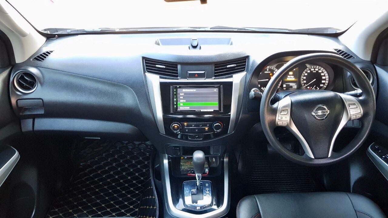 Nissan Navara Double Cab ปี 2015 สีเทา