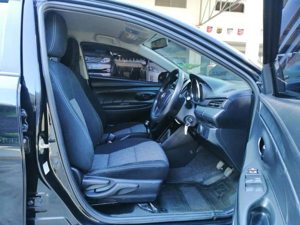Toyota Vios ปี 2015 สีดำ (รูปที่ 4)