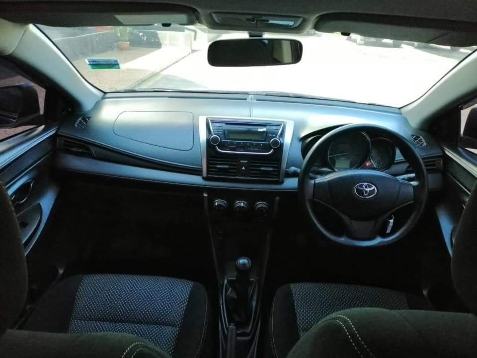 Toyota Vios ปี 2015 สีดำ (รูปที่ 6)