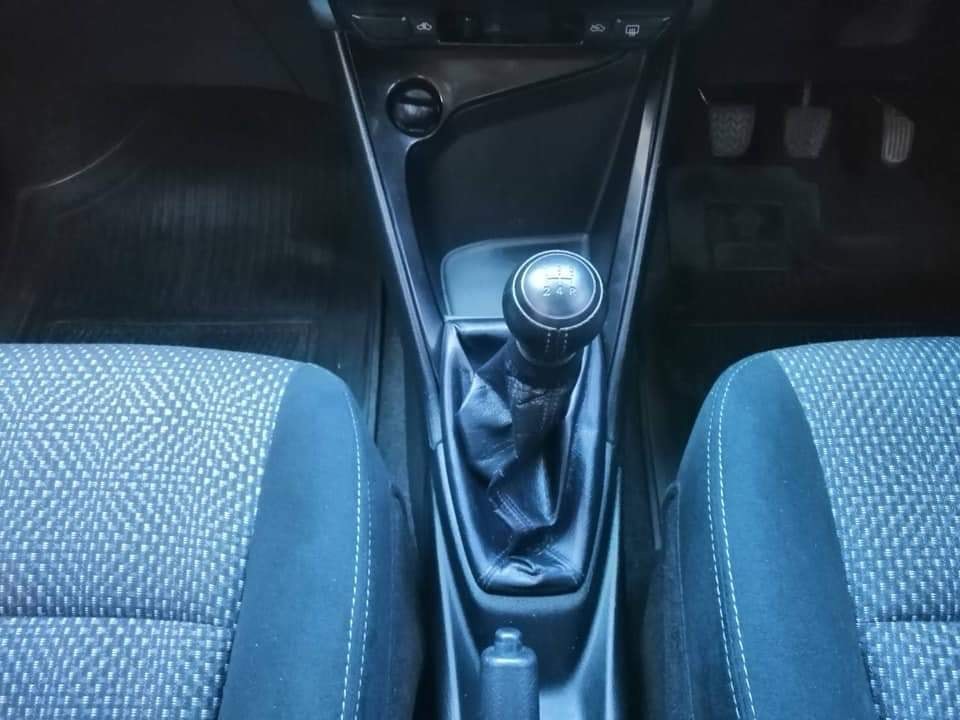 Toyota Vios ปี 2015 สีดำ (รูปที่ 7)