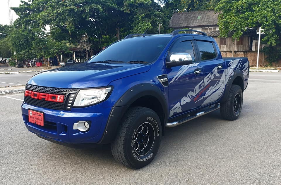 Ford Ranger 4 ประตู ปี 2014 สีน้ำเงิน