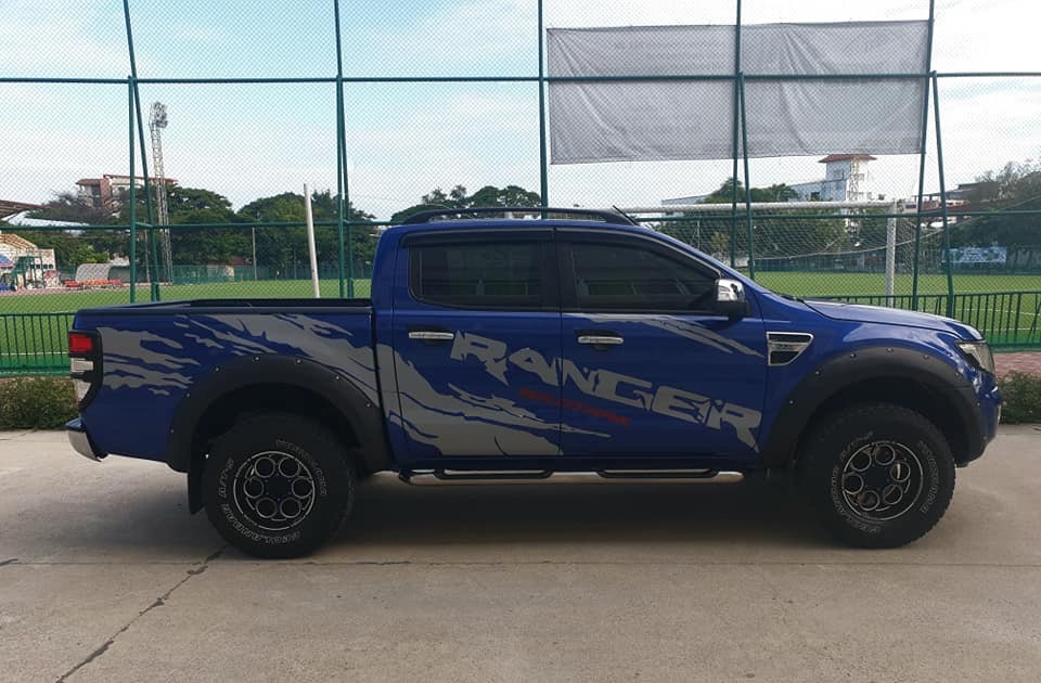 Ford Ranger 4 ประตู ปี 2014 สีน้ำเงิน