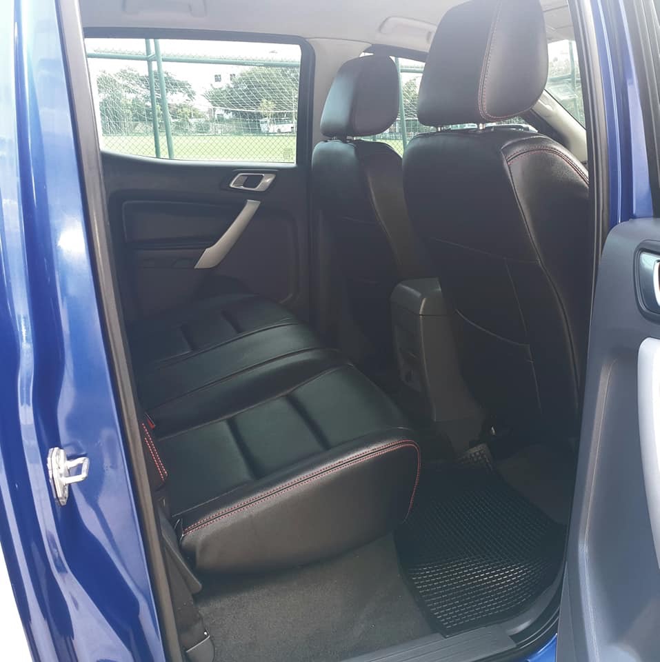 Ford Ranger 4 ประตู ปี 2014 สีน้ำเงิน