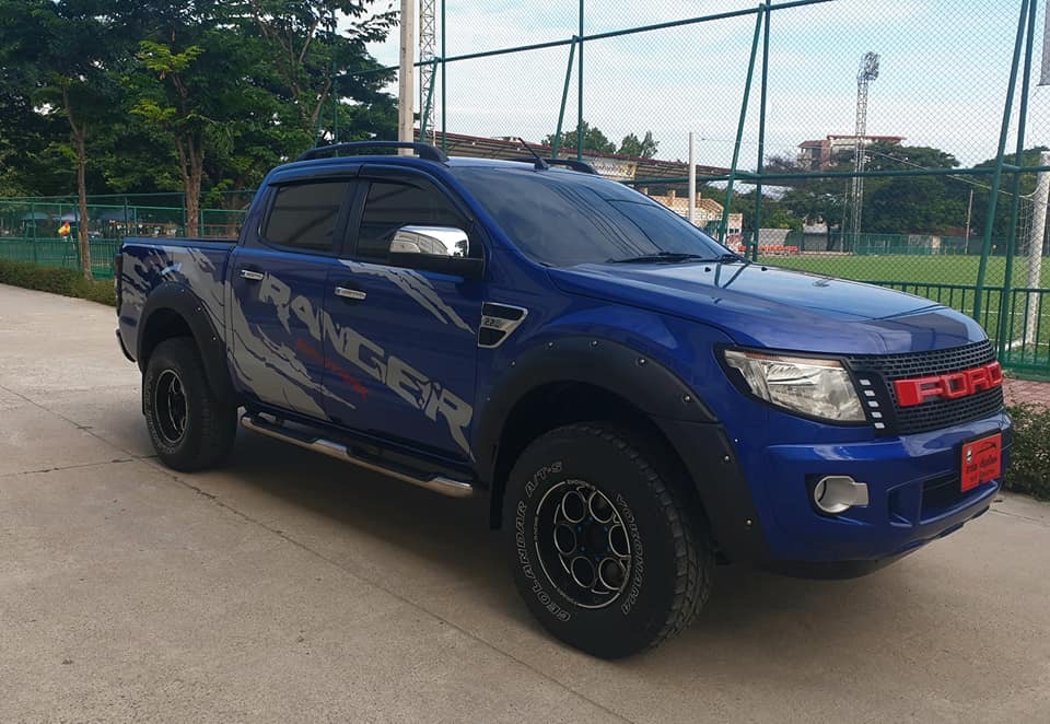 Ford Ranger 4 ประตู ปี 2014 สีน้ำเงิน (รูปที่ 2)