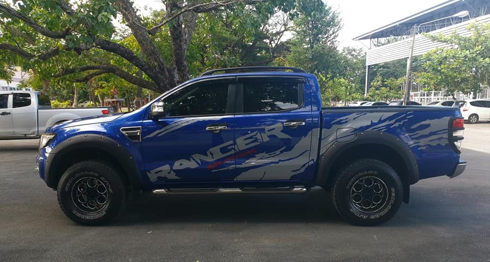 Ford Ranger 4 ประตู ปี 2014 สีน้ำเงิน