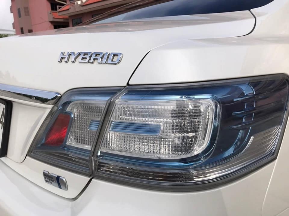 Toyota Camry ปี 2012 สีขาว (รูปที่ 9)