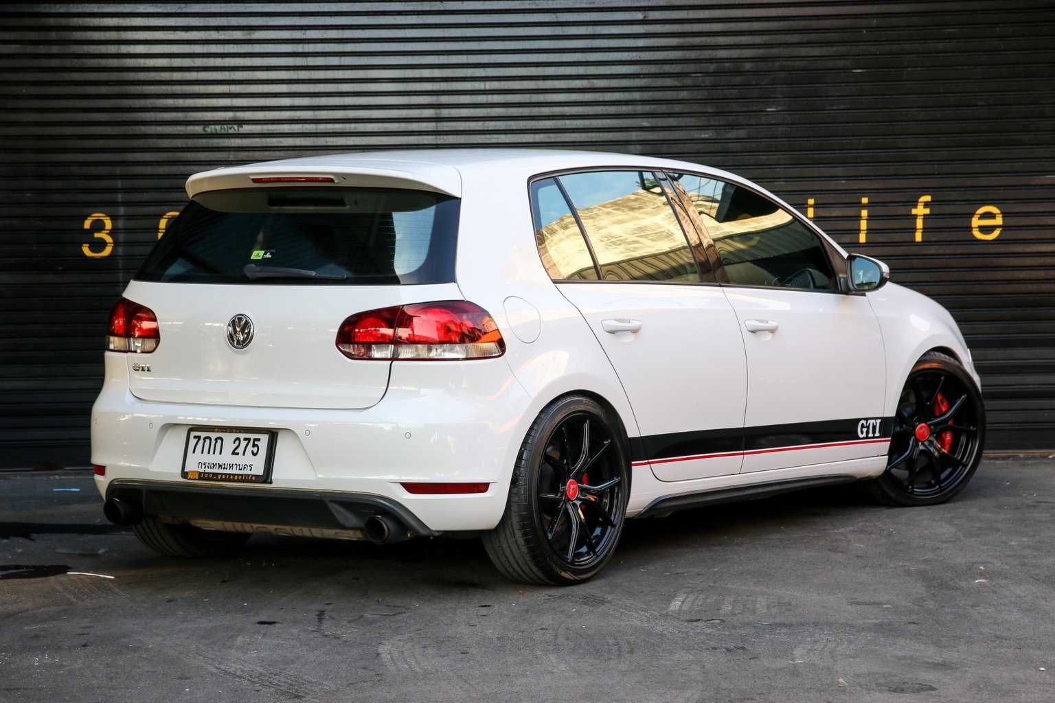 Volkswagen Golf MK6 ปี 2011 สีขาว (รูปที่ 2)