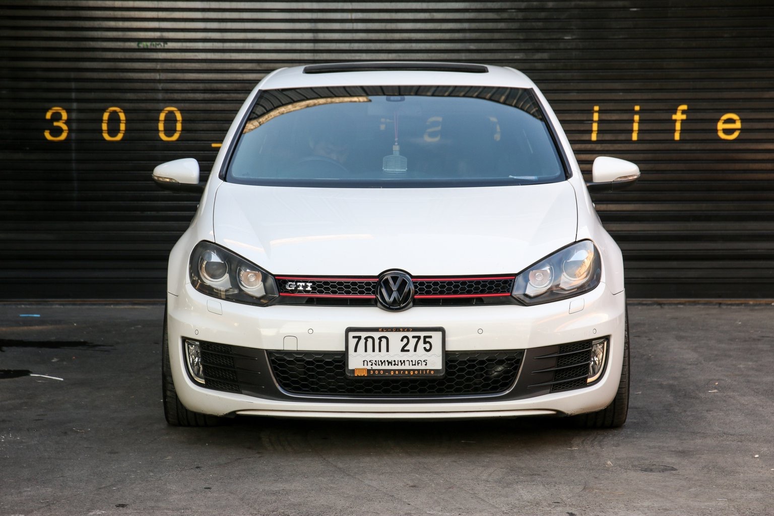 Volkswagen Golf MK6 ปี 2011 สีขาว