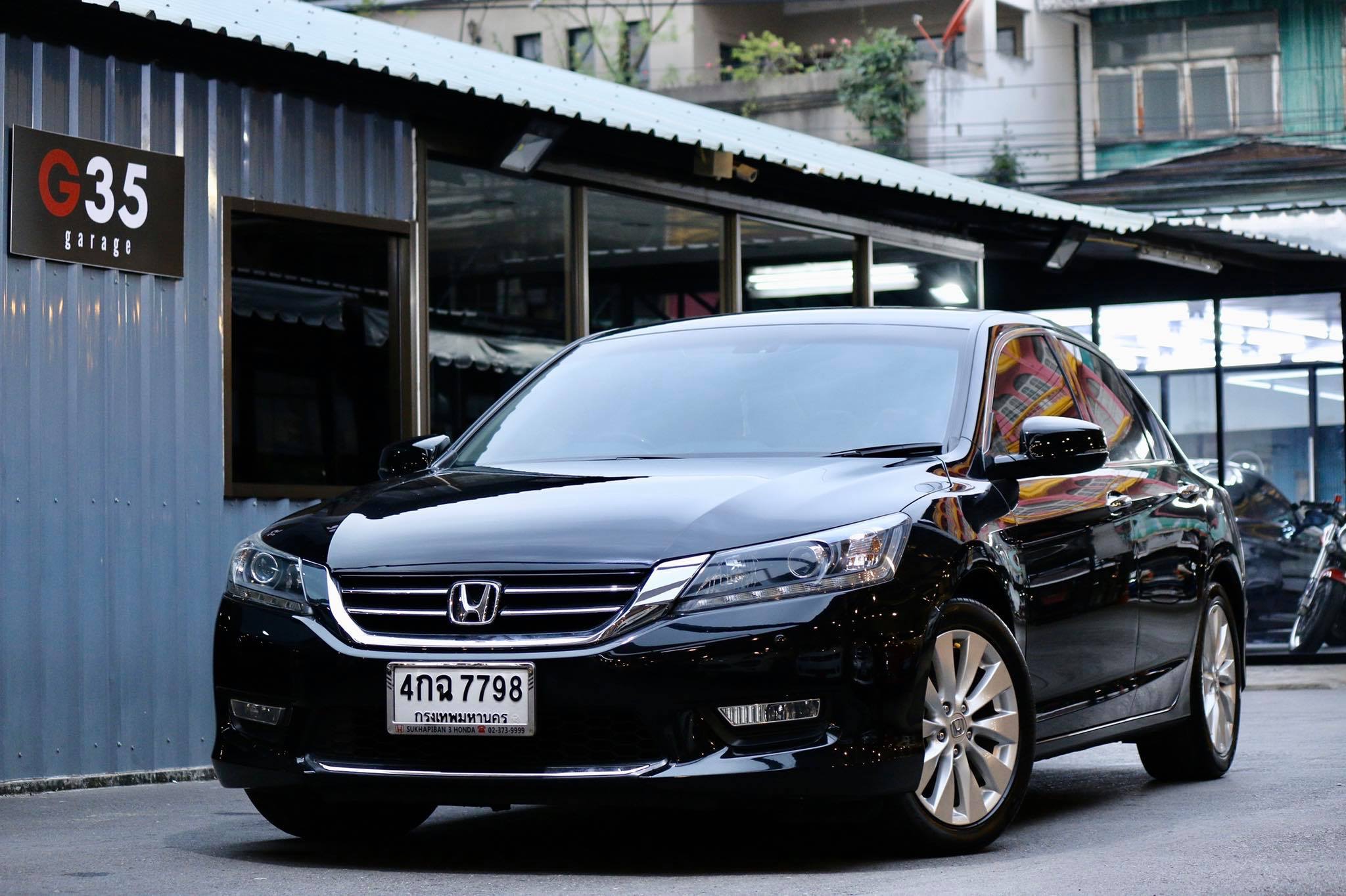 Honda Accord Gen 9 ปี 2013 สีดำ