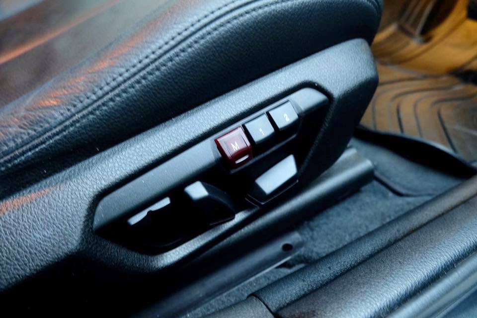 BMW 1 Series F20 116i ปี 2015 สีน้ำเงิน (รูปที่ 15)