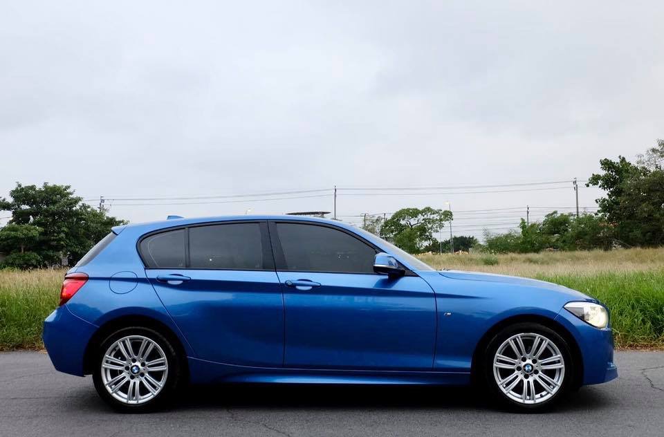 BMW 1 Series F20 116i ปี 2015 สีน้ำเงิน