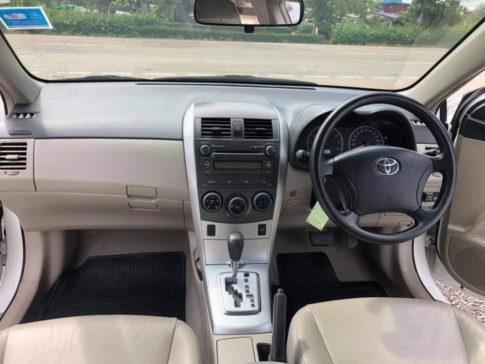 Toyota Corolla Altis ปี 2013 สีขาว (รูปที่ 7)