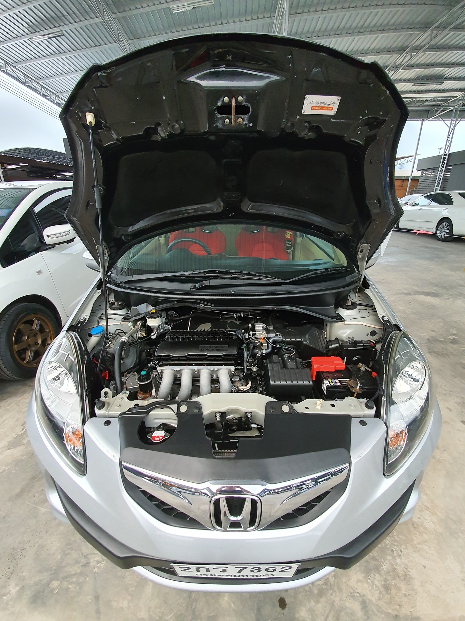 Honda Brio ปี 2013 สีขาว (รูปที่ 8)