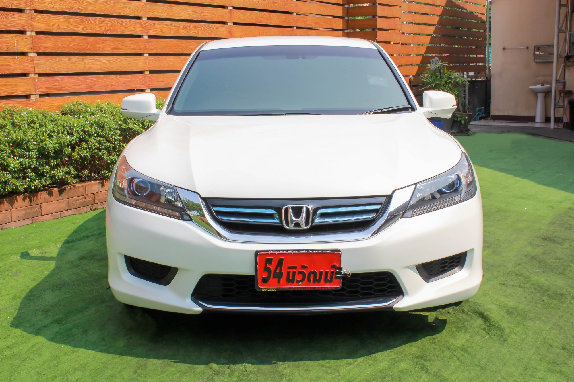 HONDA ACCORD G9 2.0 HYBRID AT ปี 2015 สีขาว