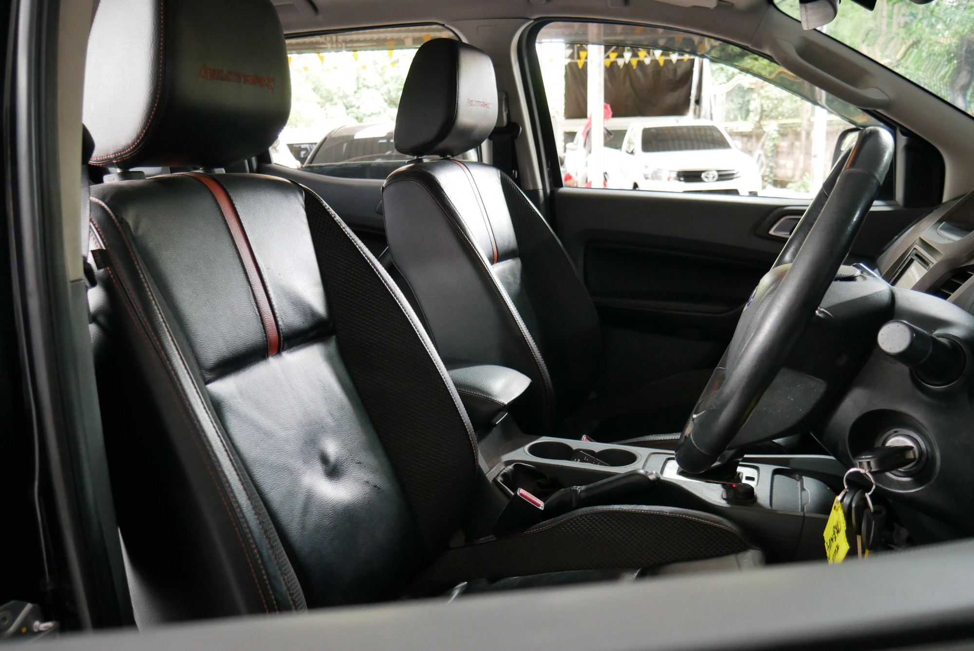 FORD RANGER DOUBLECAB 3.2 WILDTACK 4X4 AT ปี 2014 สีดำ (รูปที่ 12)