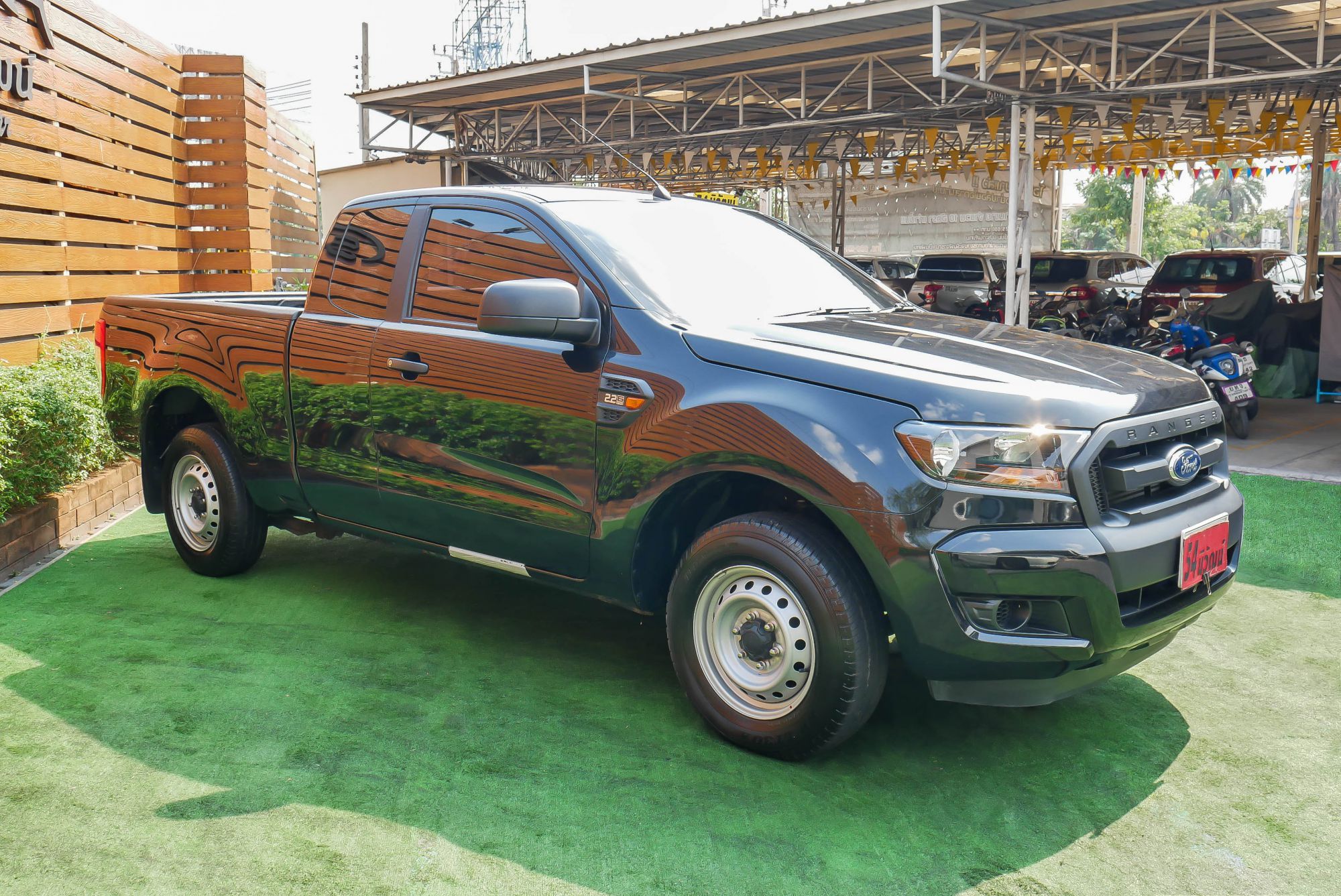 FORD RANGER OPENCAB 2.2 XL MT ปี 2017 สีดำ (รูปที่ 4)