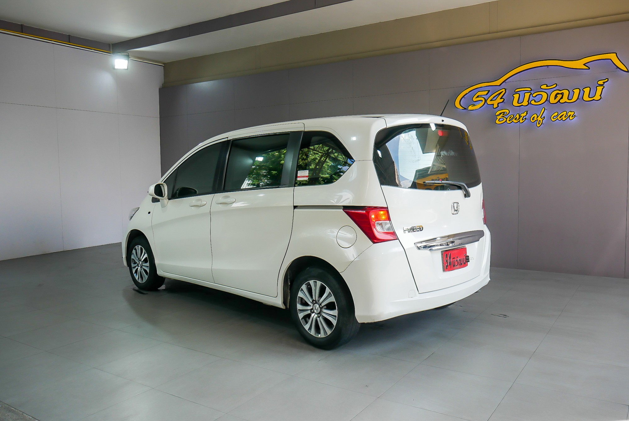 HONDA FREED 1.5 SE MINOR CHANGE ปี 2013 สีขาว (รูปที่ 18)