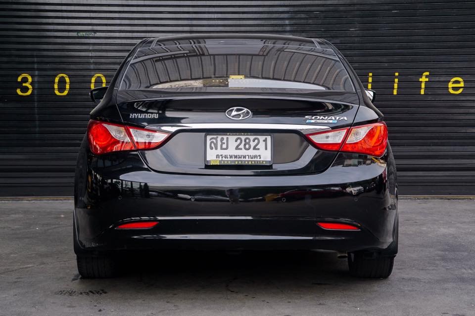 Hyundai Sonata ปี 2012 สีดำ