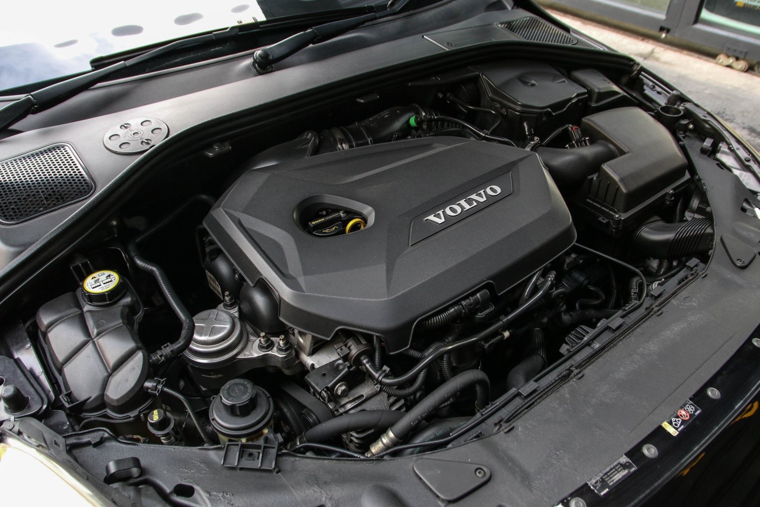 Volvo V60 ปี 2012 สีดำ (รูปที่ 13)