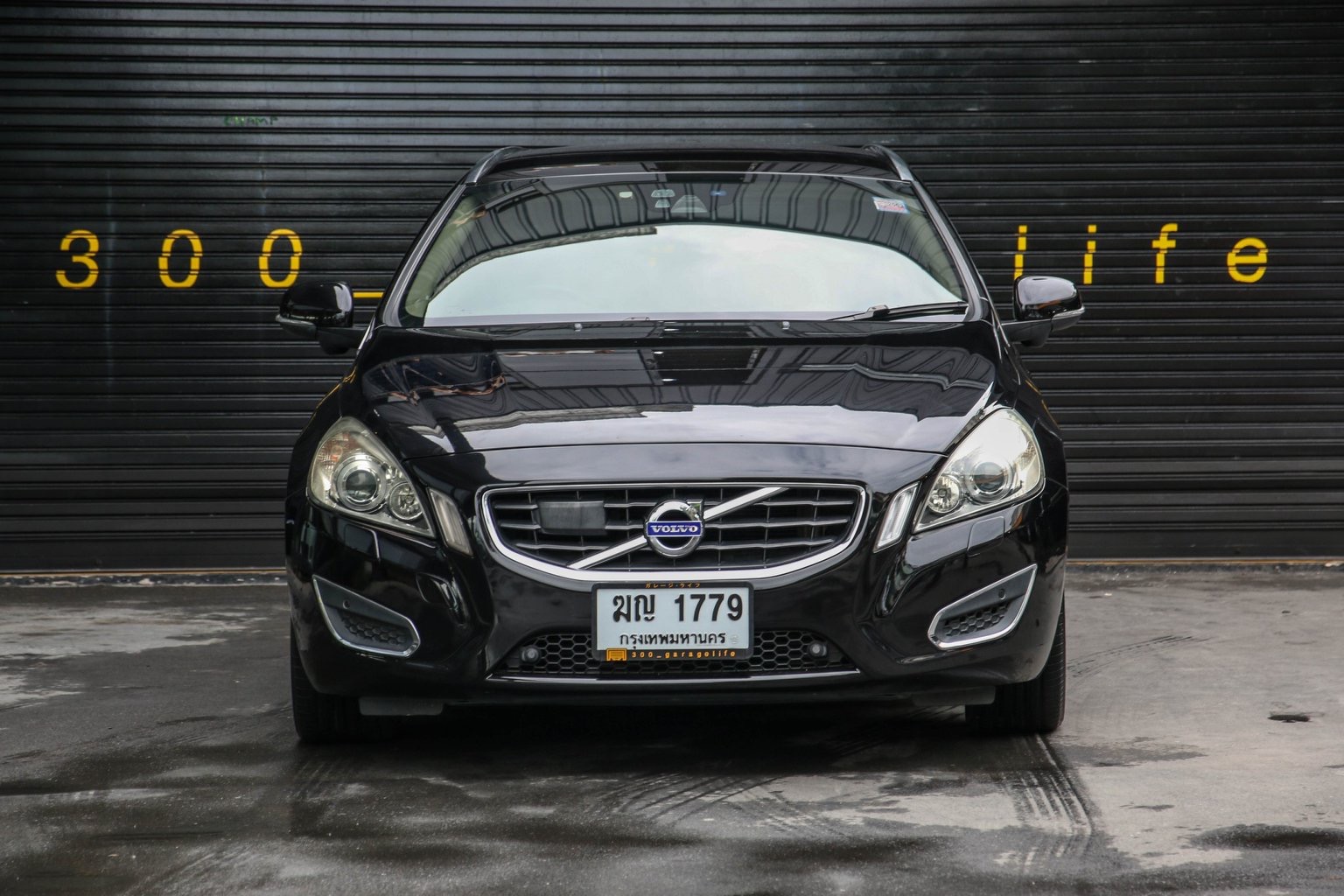 Volvo V60 ปี 2012 สีดำ