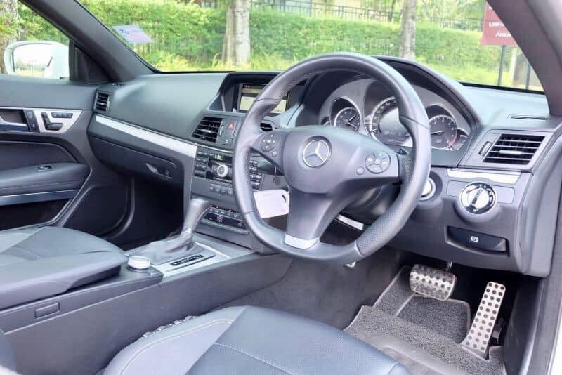 Mercedes-Benz E-Class C207 E250 ปี 2010 สีขาว (รูปที่ 11)