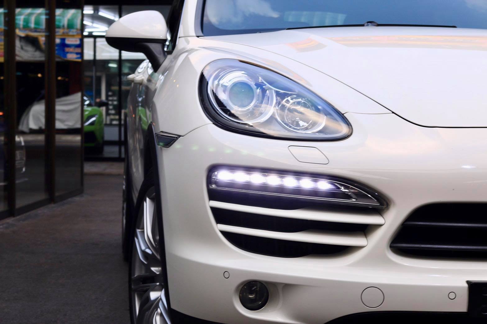 Porsche Cayenne ปี 2012 สีขาว (รูปที่ 7)