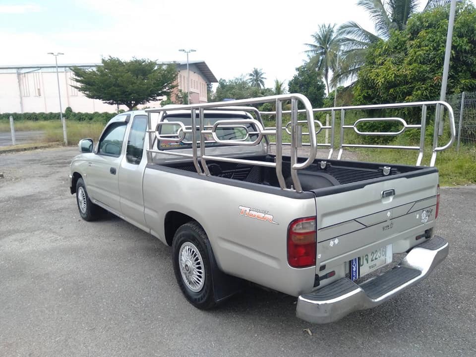 Toyota Hilux Tiger Extra cab ปี 2004 สีเงิน (รูปที่ 3)