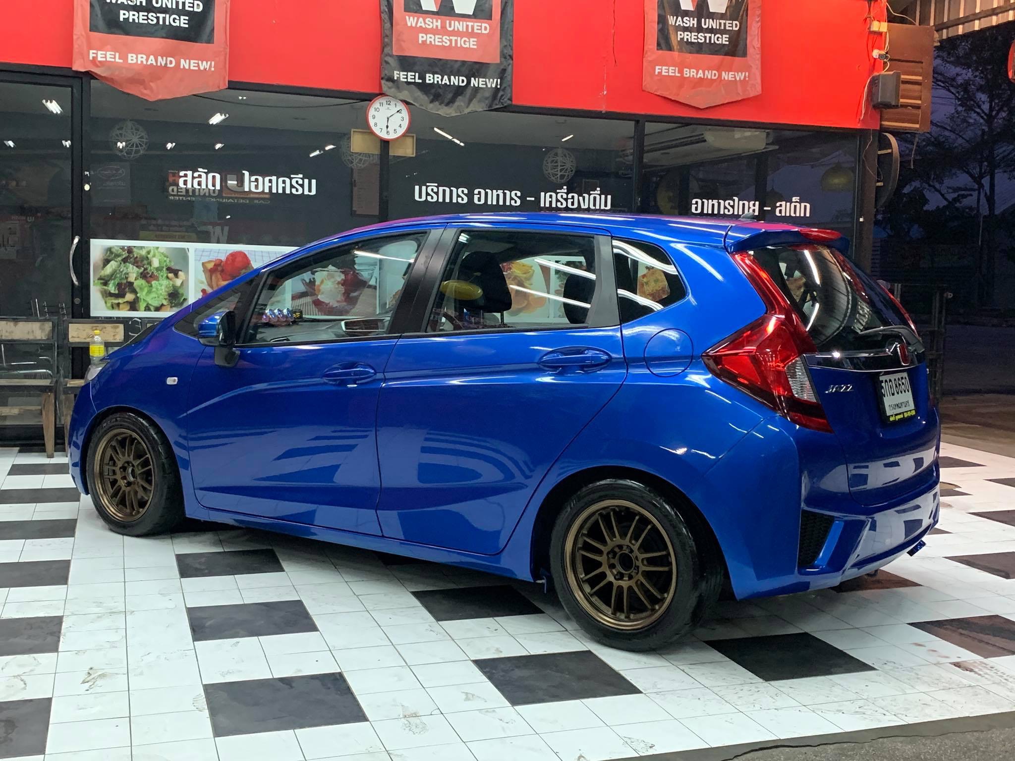 Honda Jazz GK ปี 2016 สีน้ำเงิน (รูปที่ 10)